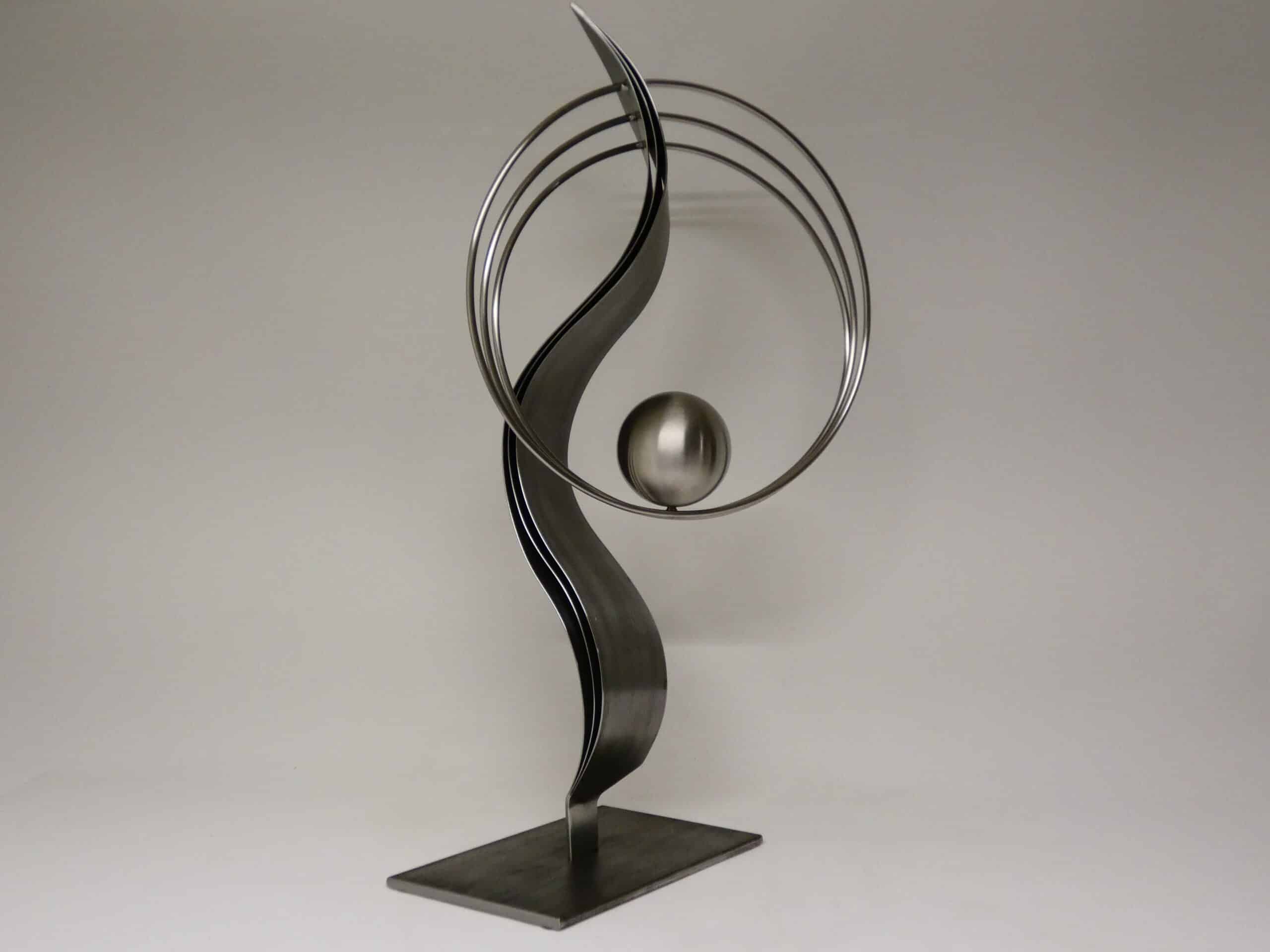 Lire la suite à propos de l’article Elégante